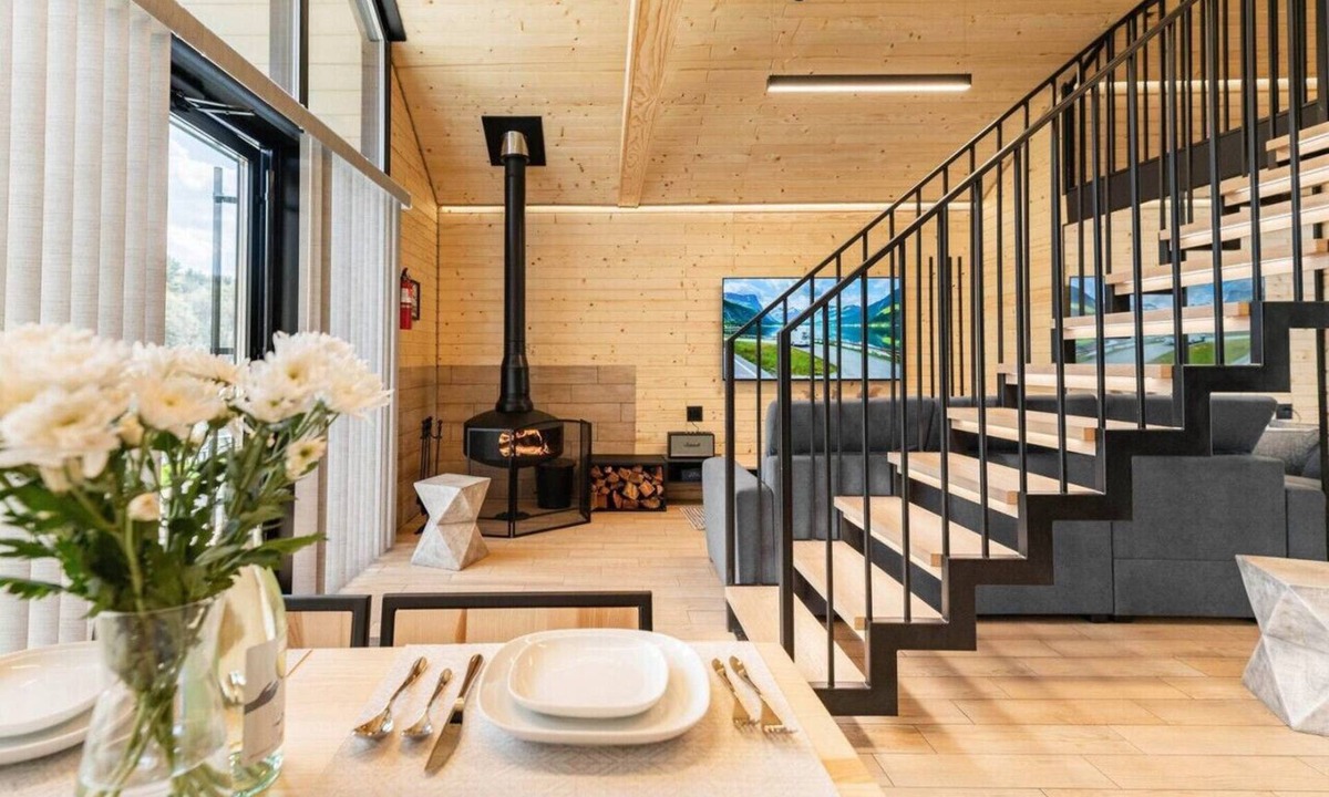 Scotrun Ski Chalet | Lakefront Chalet Pocono #1/5 min Camelback Ski