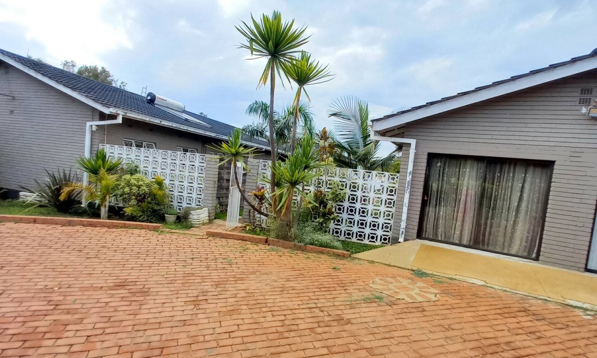 Harare East House | Las Palmas Guest House