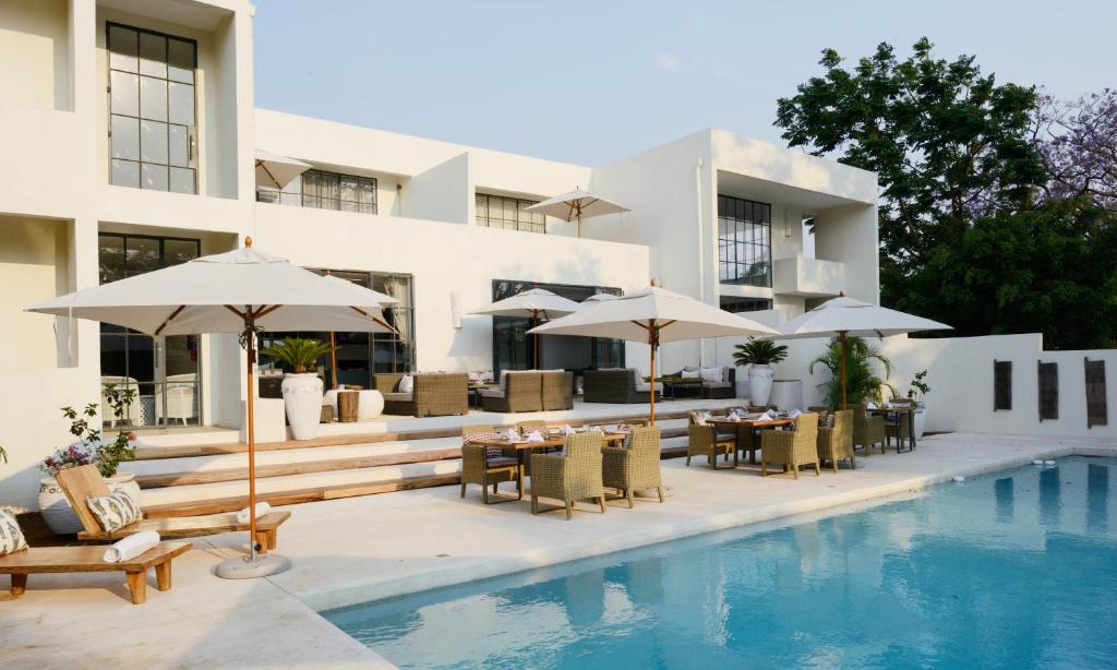 Lusaka Central Hotel | Latitude 15 Degrees