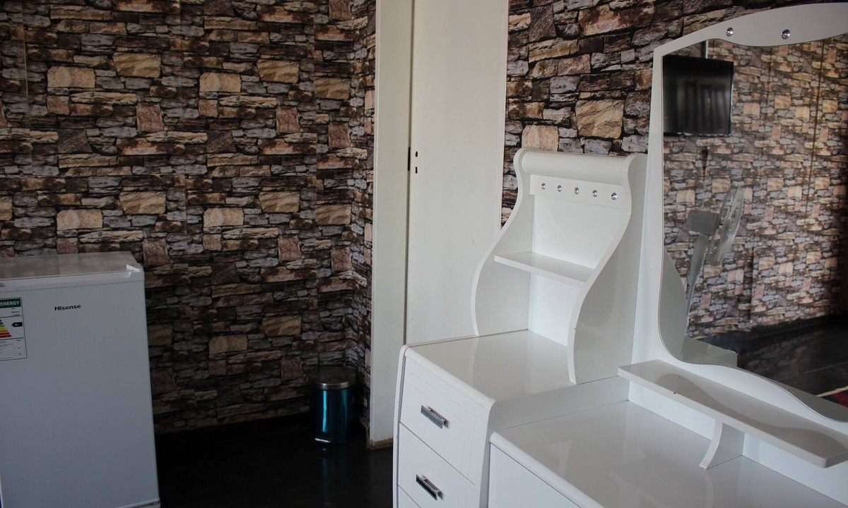 Cathedral Hill Cabin | Libala South Executive Lodge