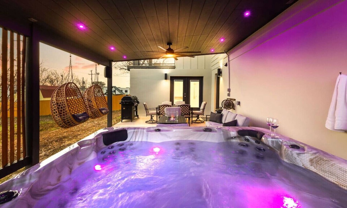 Shearer Hills - Ridgeview House | Lone Star Luxe: Home Theater, HotTub, Games, 20