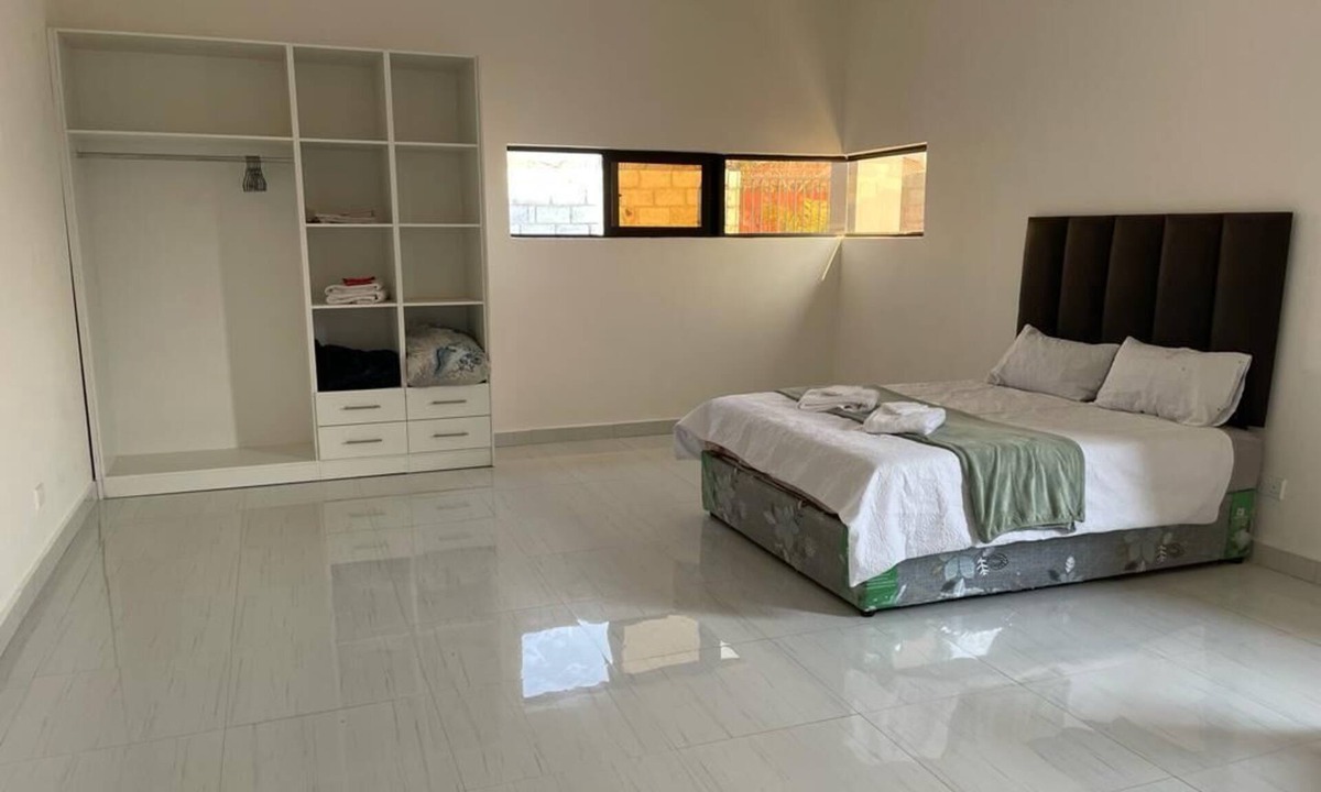Lusaka Central House | Luxurious Guest House in Ibex Meanwood, Lusaka