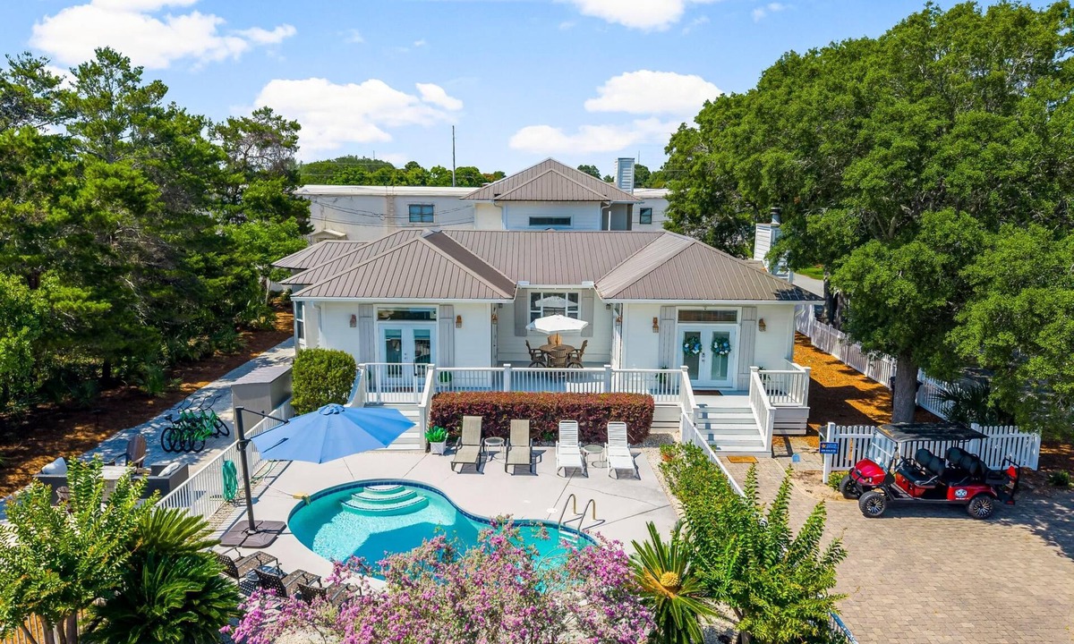 Gulf Pines House | Luxury Beach House w/Private Pool, Golf Cart, Bikes & Private Beach Access