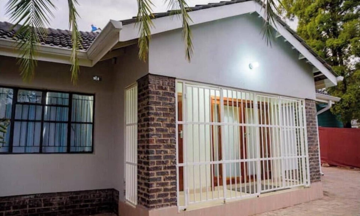Harare East House | Luxury One Bed Near Sam Levy's