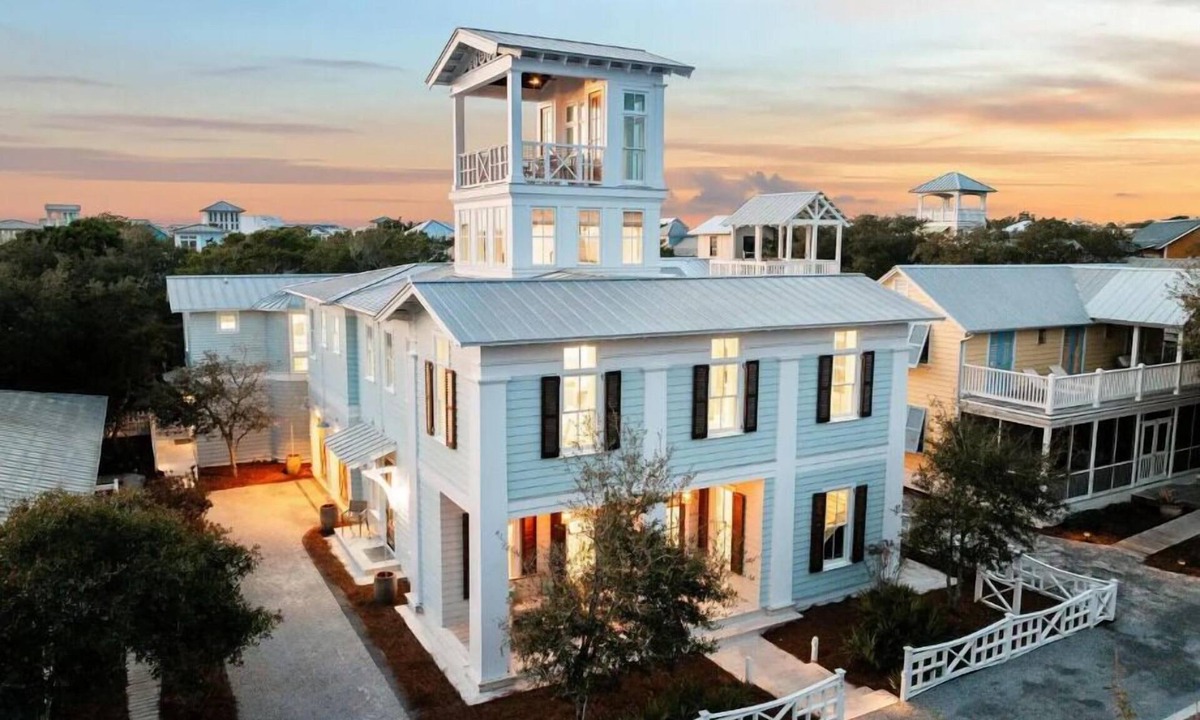 Seaside House | ⭐Luxury Seaside Home w/Pool & Spa | Sea La Vie Seaside Main House⭐