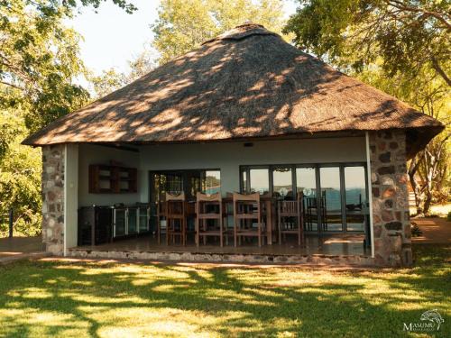 Binga Cabin | Masumu River Lodge