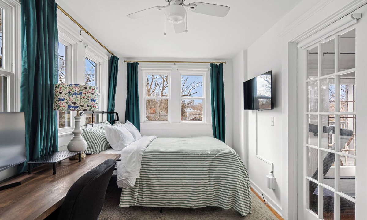 Virginia Highland House | Midtown Gem Walk to Parks and Trails w/Parking