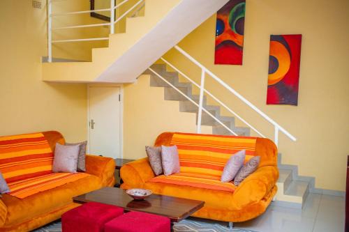 Harare Apartment | MoreBs Place 2 Bedrm duplex Solar backUp & wifi