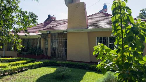 Bulawayo House | Mux Place