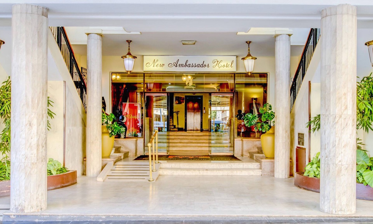 Harare Hotel | New Ambassador Hotel