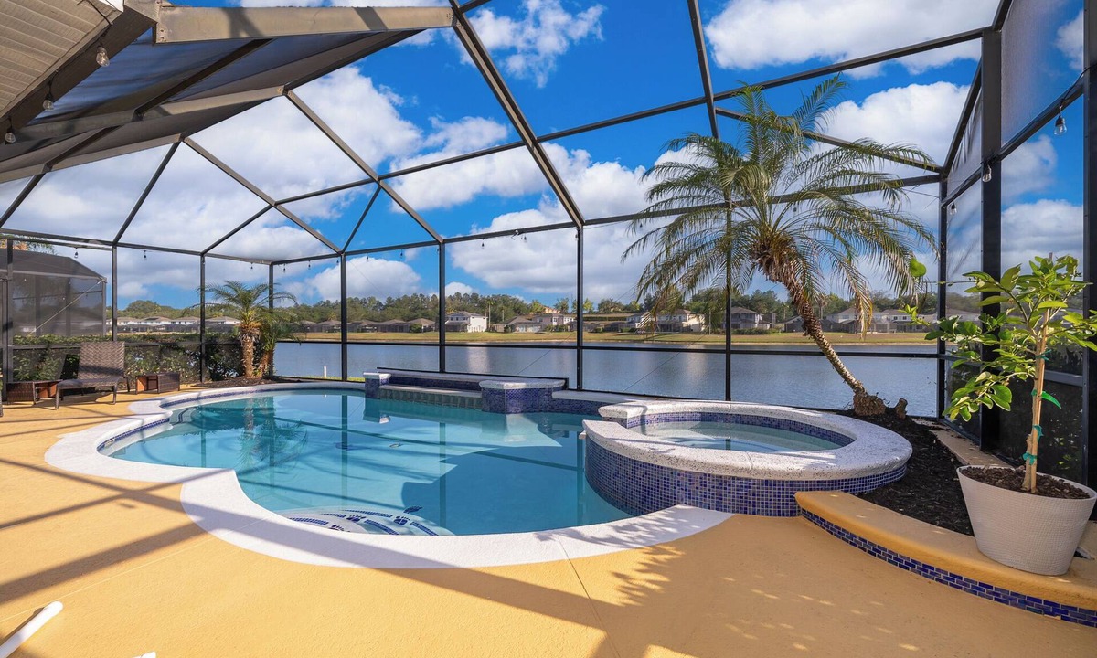 Sunset Lakes House | NEW! Retreat w/Saltwater Pool ~ 5 Mi to Disney!