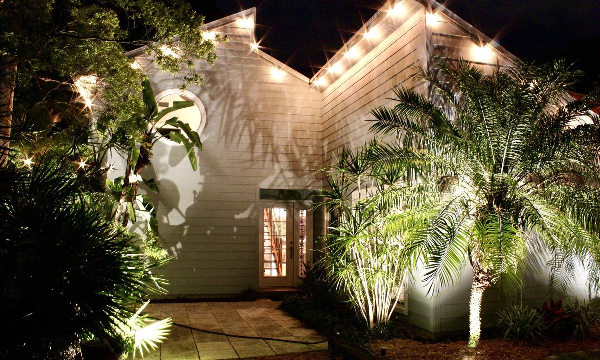 Ridge Wood Heights House | NEW Sarasota beach home {Seas the Day}