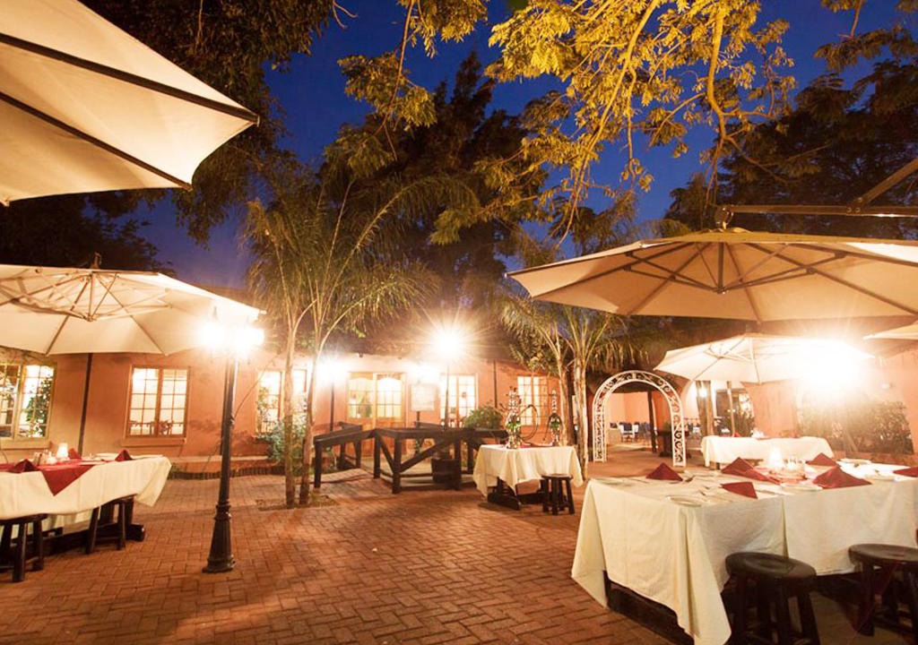 Tlokweng Hotel | Oasis Hotel