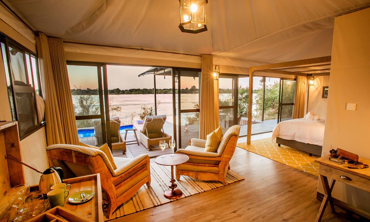 Victoria Falls Hotel | Old Drift Lodge