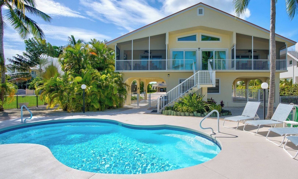 Marathon House | P82 - Sombrero Beach - 4 bedroom pool home with dock and private ramp.