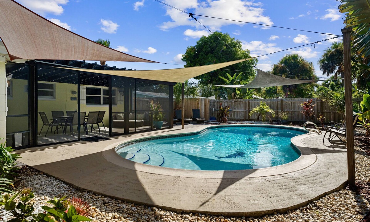 Cape Caneveral Beach Gardens House | Peacock Harbor-3/2-Heated Pool-King-Game Room