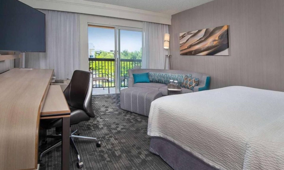Bethlehem Apartment | Pets are Allowed HERE! Relaxing Unit w/Private Balcony!