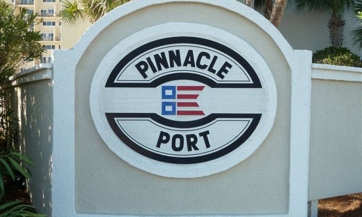 Sunnyside House | PINNACLE PORT CARILLON BEACH 2 BEDROOM CONDO 2.5 BATHROOM