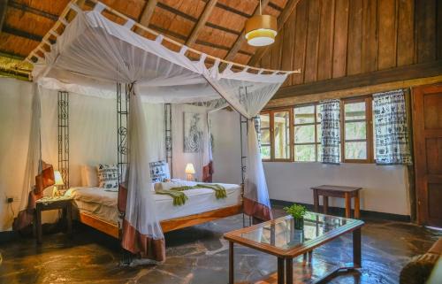 Lusaka Cabin | Pioneer Camp