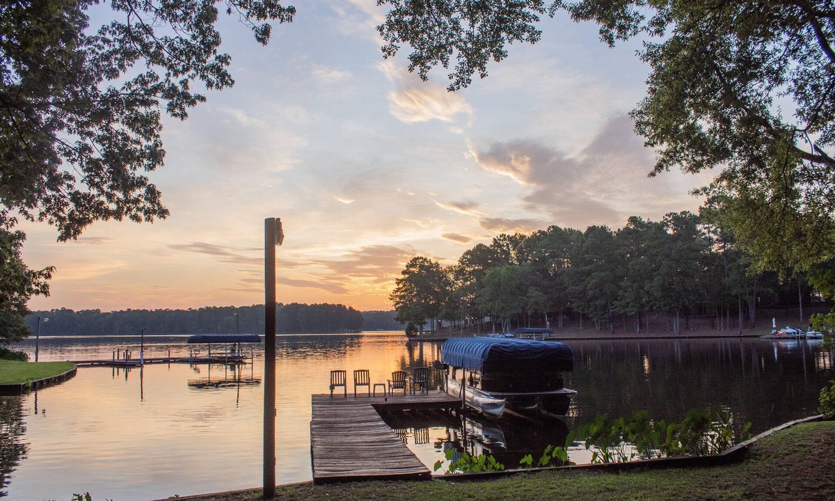 Eatonton House | Private Lakefront Oconee Cottage! Great View & Location! Peaceful retreat.