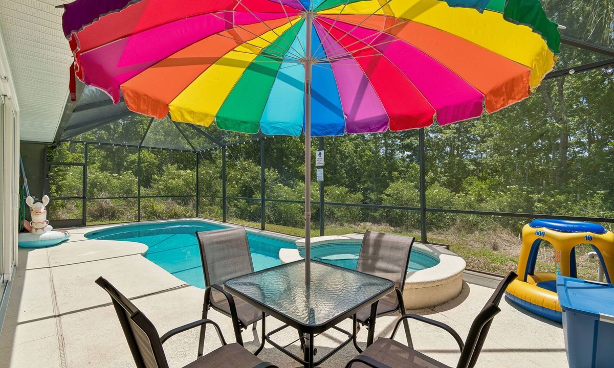 Sunset Lakes House | Private Pool + FREE Heat - 10 Min to Disney -Quiet Gated Retreat