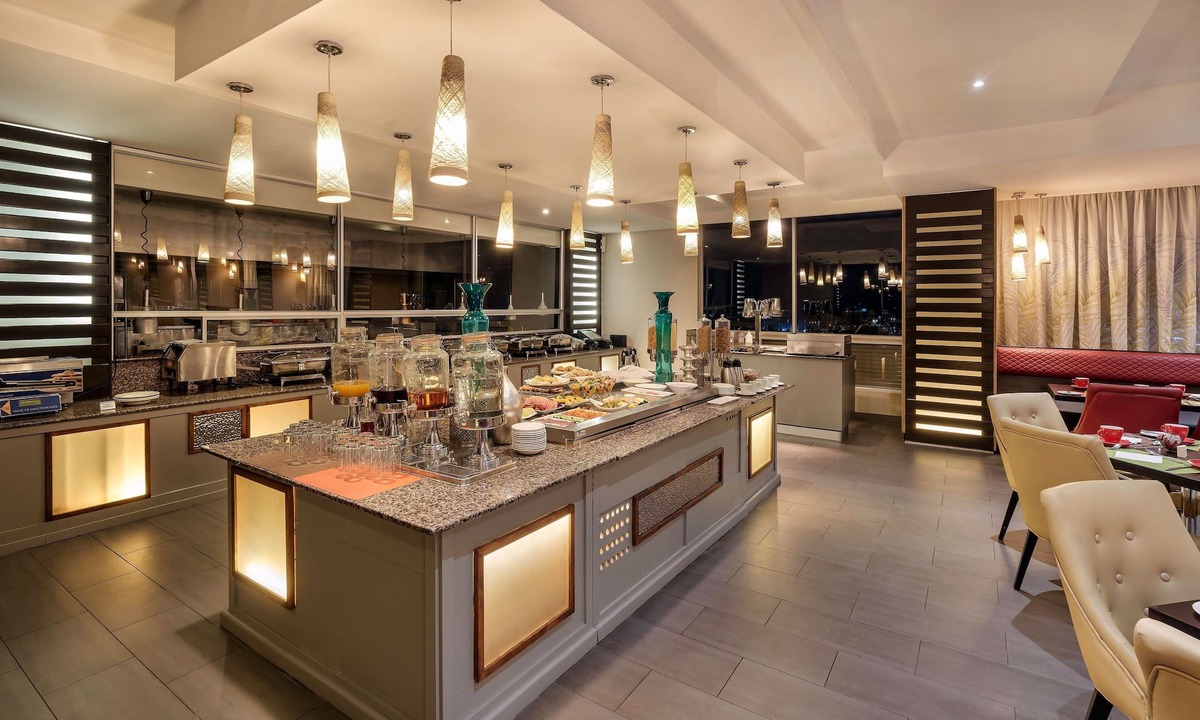 Lusaka Hotel | Protea Hotel by Marriott Lusaka Tower