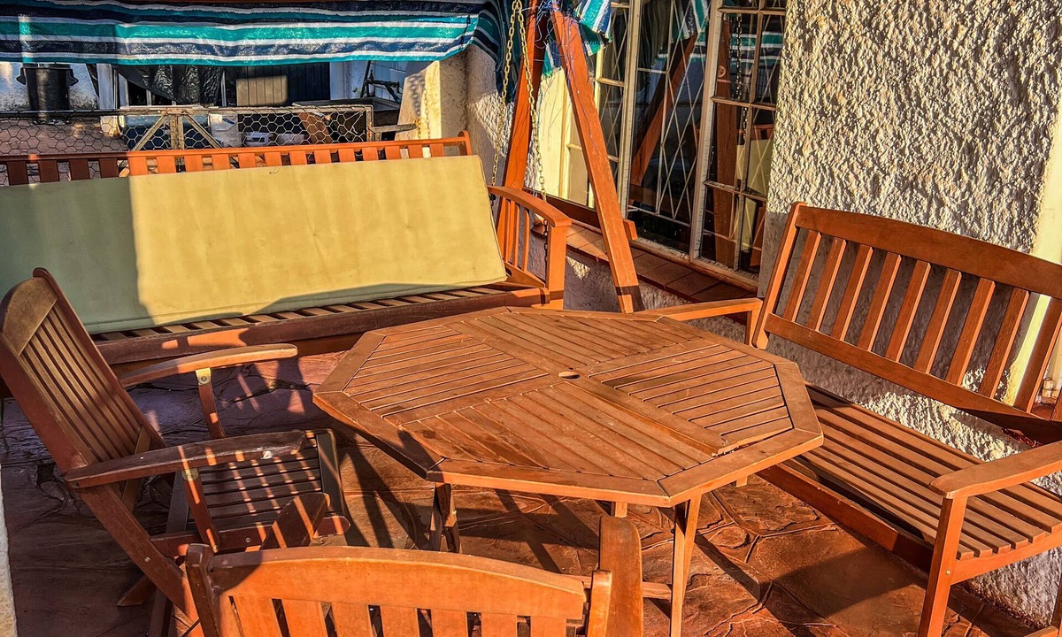 Harare East House | PROXIMITY! Gorgeous 2 Bedroom Lodge - Centre of Harare’s Social Scene