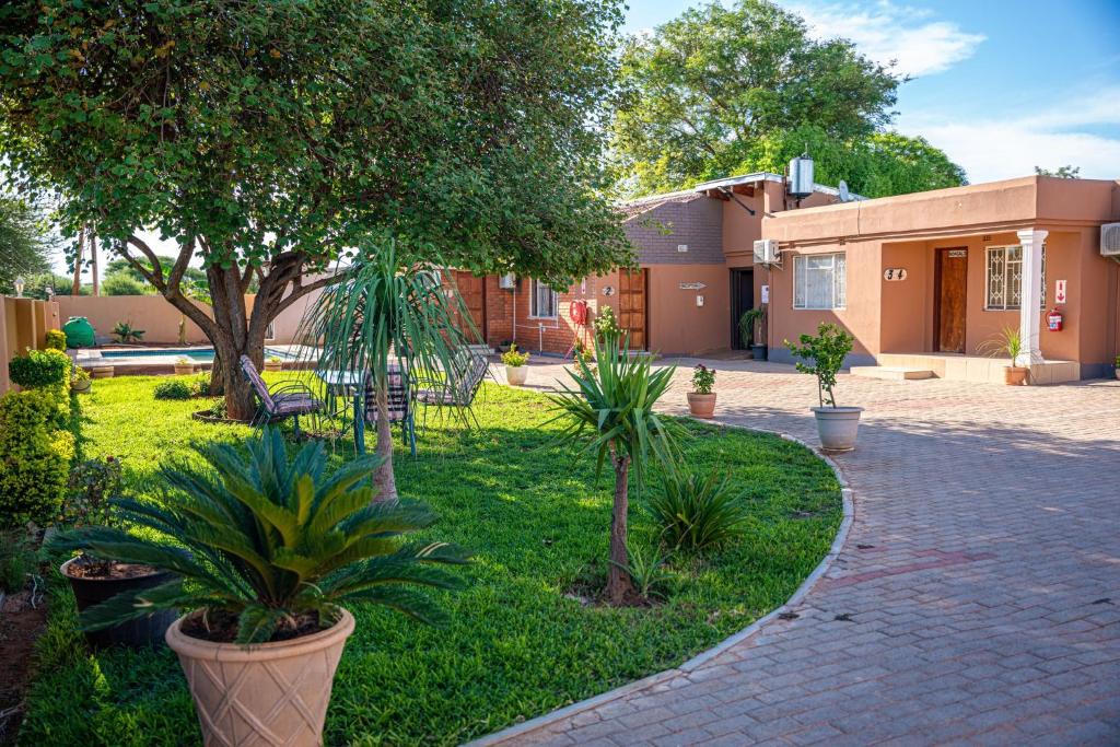 Molepolole Apartment | Ranks Guesthouse