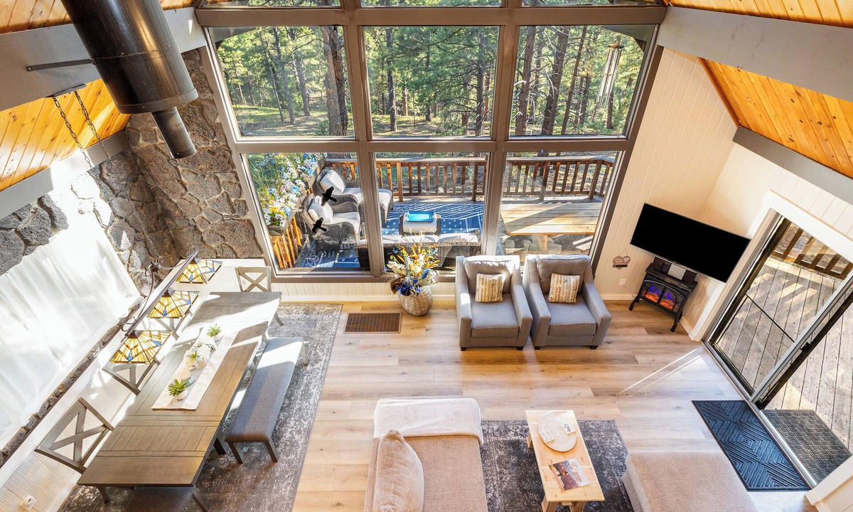 Kachina Village Cabin | Relaxing A-Frame with view of the Pines