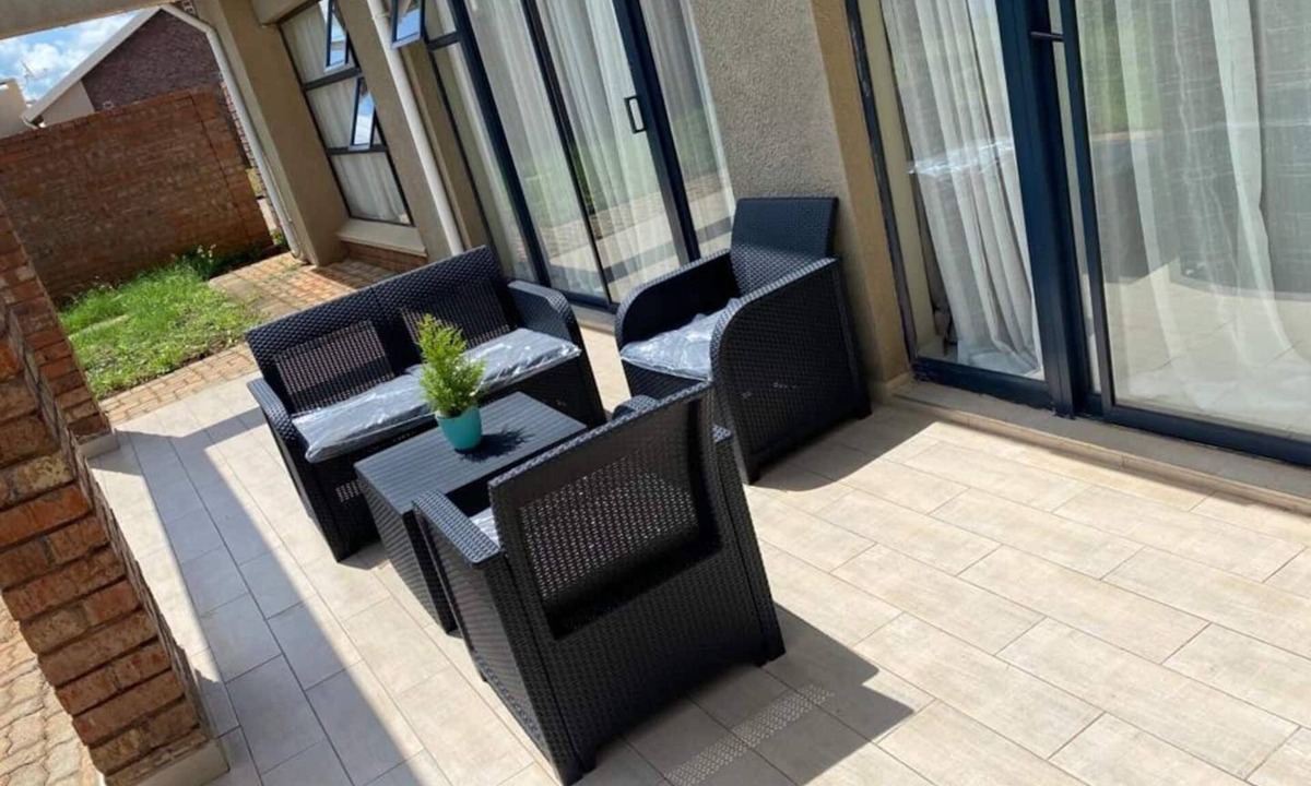 Harare Apartment | Remarkable 2-Bed Apartment in Harare