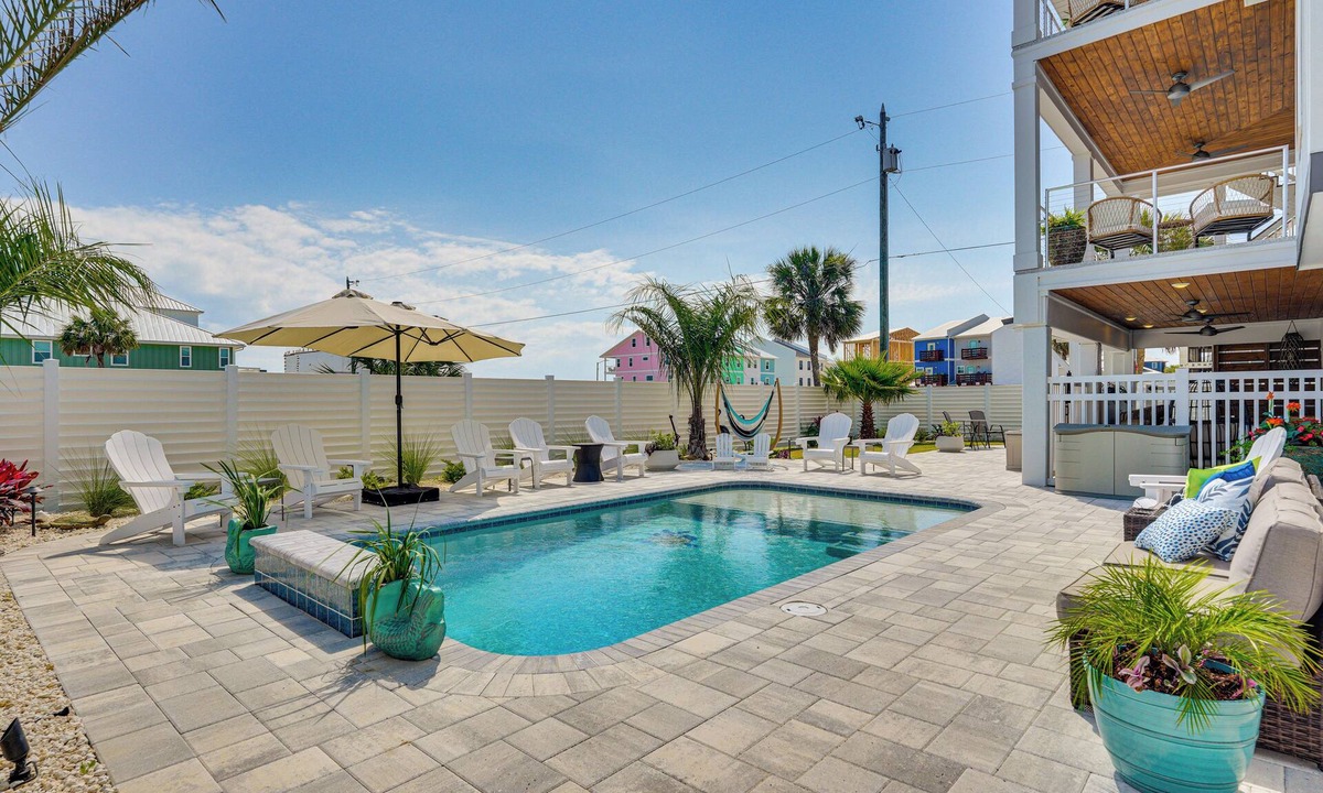 Mexico Beach House | Rooftop Deck & Hot Tub: Mexico Beach Home!