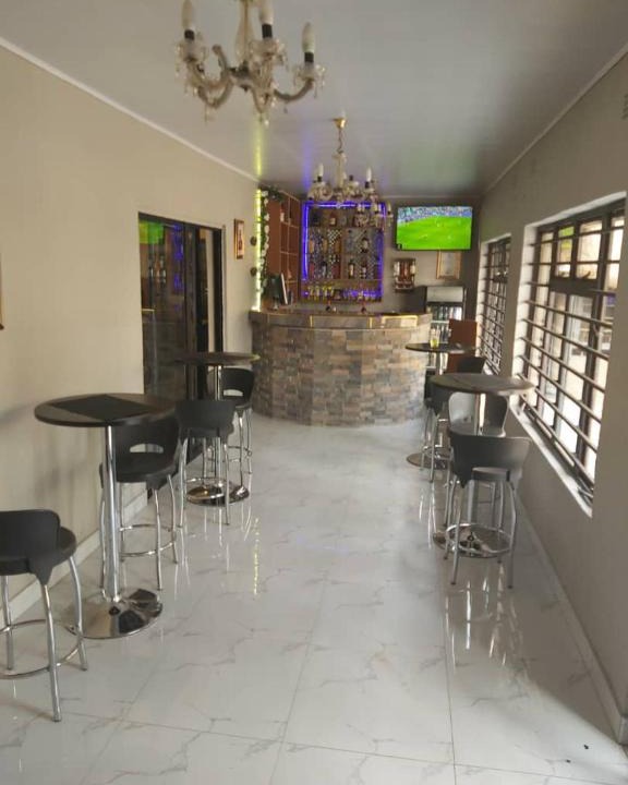 Lusaka Bed & Breakfast | Rosebel Garden lodge - Villa Corner