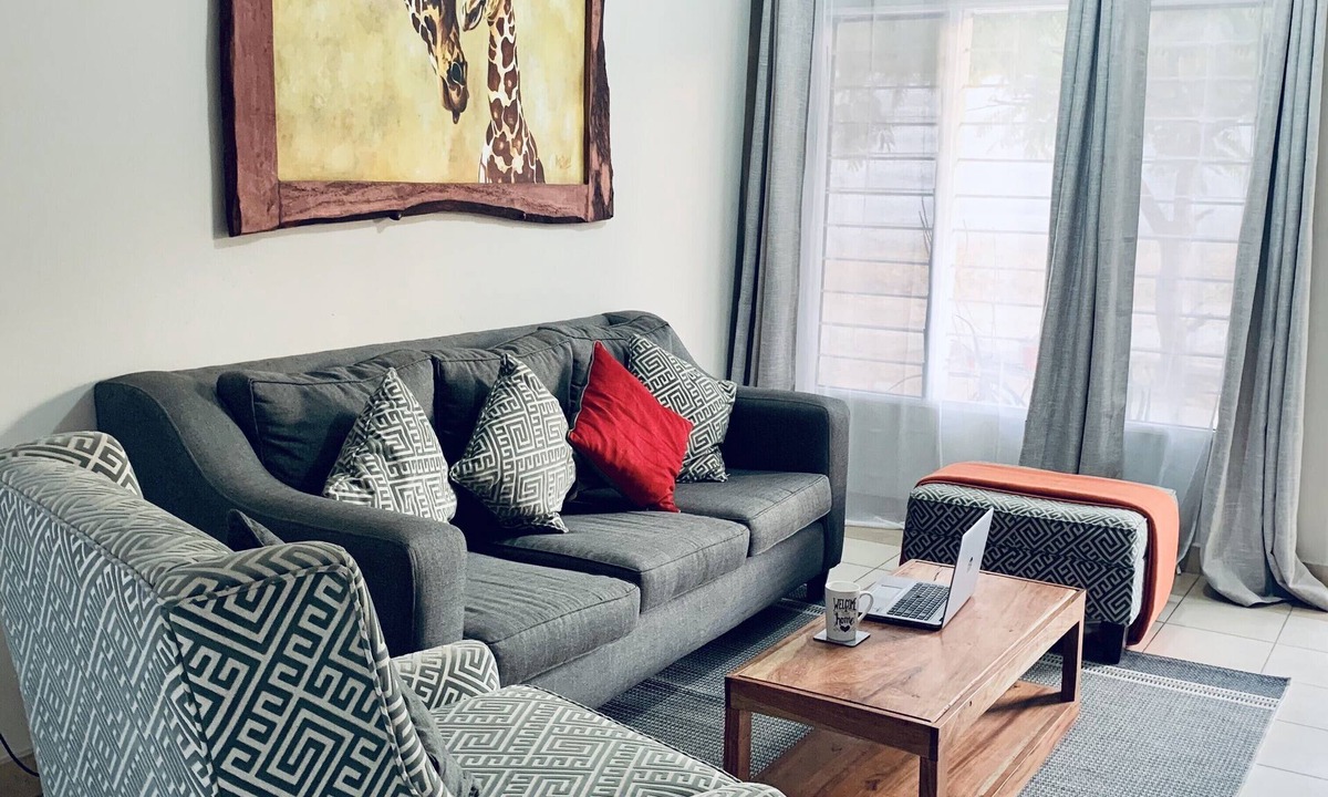 Lusaka Apartment | Safe & secured villas, great location, suitable for business, family or leisure.
