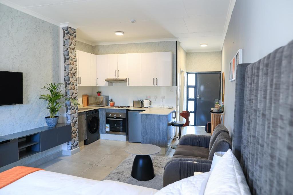 Gaborone Apartment | Sarona City Alpha Apartment L303