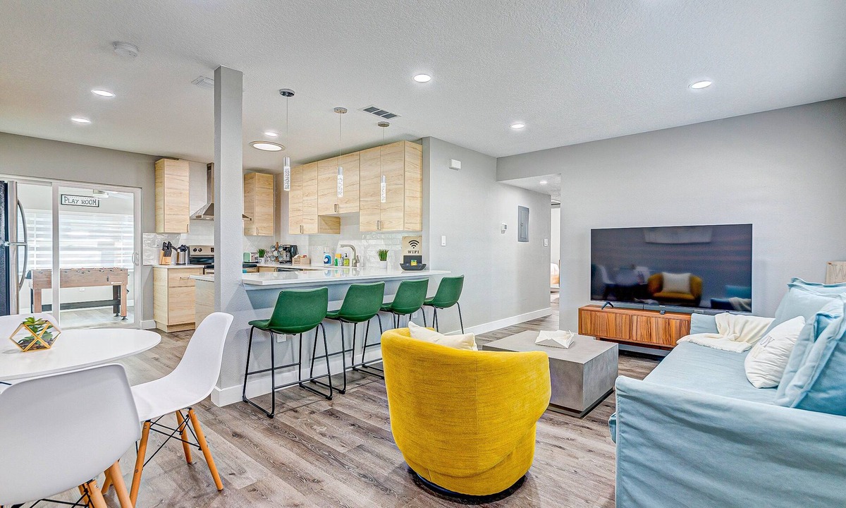 Venetian Way House | Seaside Stay — Foosball Fun, Outdoor Patio & Fully Fenced Backyard 🌞