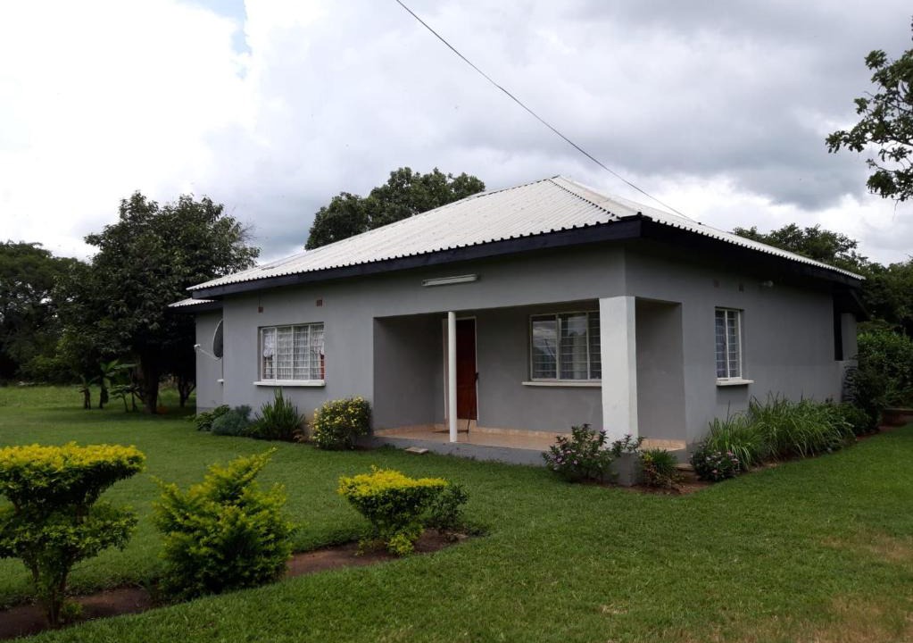 Chiawa Conservancy Apartment | Sheilas home away from home