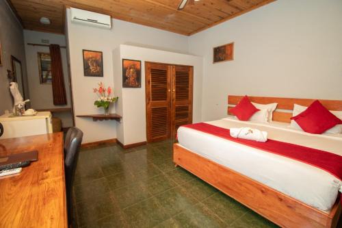 Kitwe Hotel | SHERBOURNE LODGE