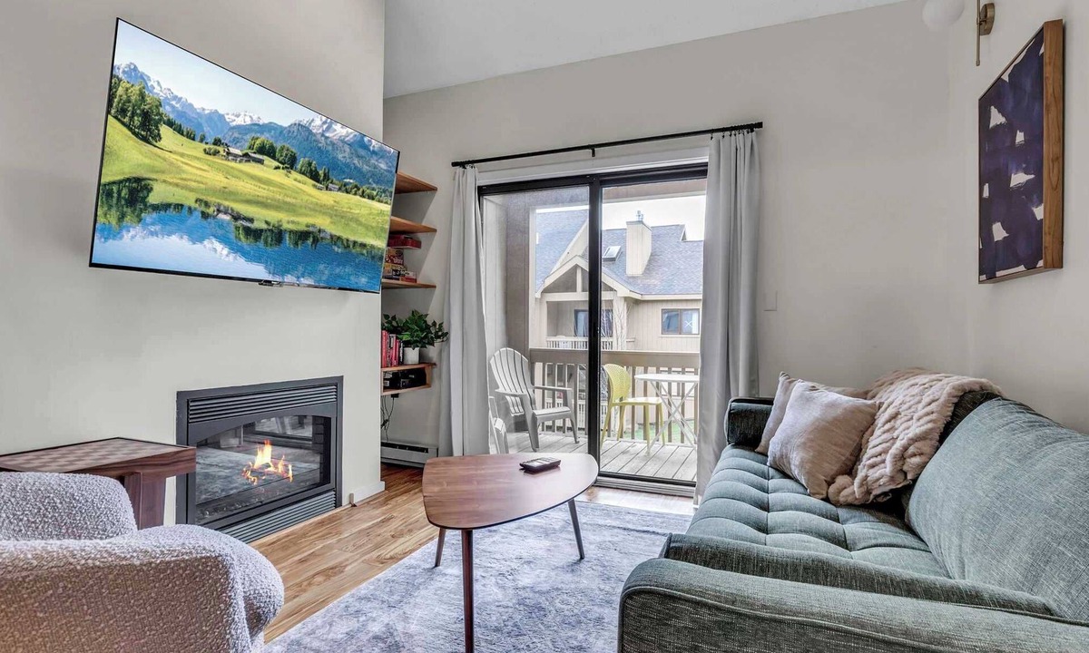Great Valley Condo | SnowPine Condo, Sleeps 6, King Bed, Patio