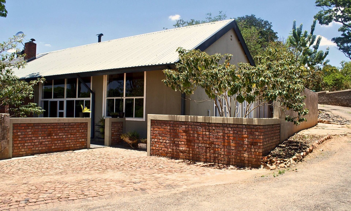 Harare East Apartment | Solar powered 3 bed haven in Bannatyne park