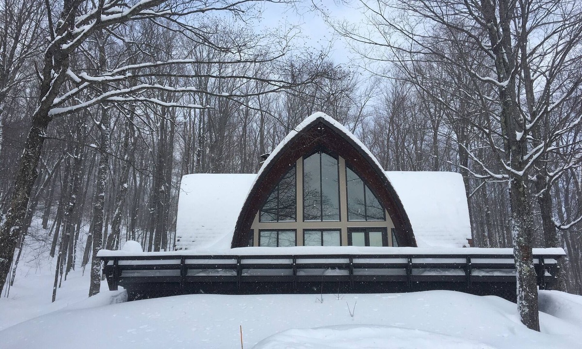 Stratton Mountain House | Stratton Mountain Home Hot Tub, Fire Pit and walk to the mountain.
