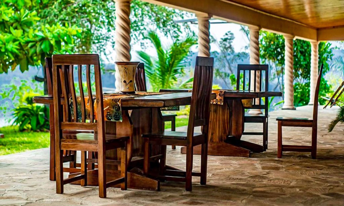 Kariba Cabin | Sunset Lakeview Lodge