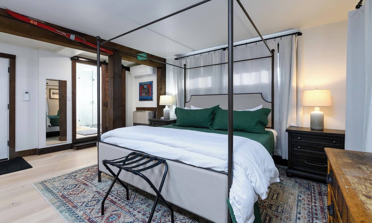 Waterbury Center Condo | The Barn at May Farm - Historic 1790s Retreat · Hot Tub · 8 Min to Stowe