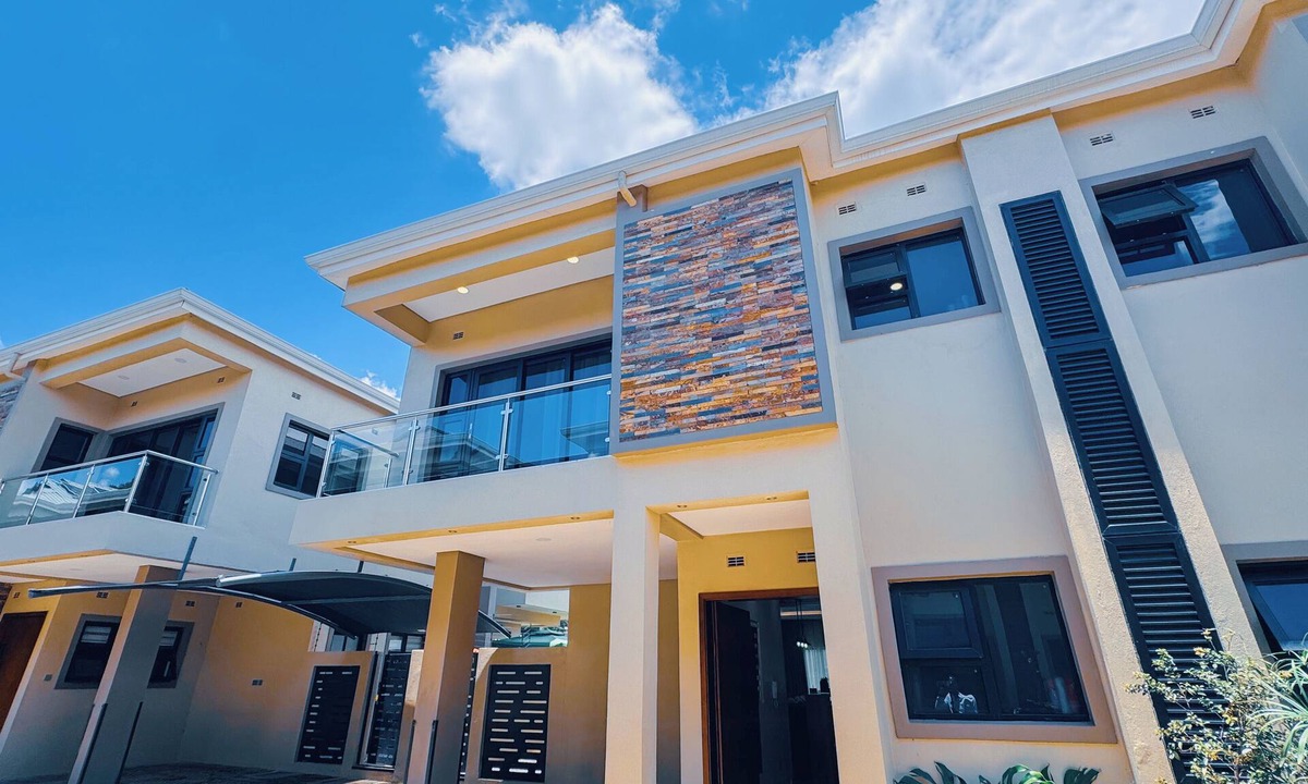 Harare East House | The Cozy and Comfy Home In Portglen