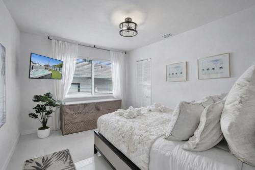 West Little River Apartment | The Island Shores