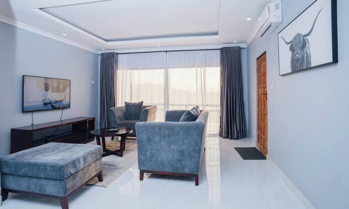 Chipata Apartment | The KWASU Apartments. Relaxing Garden Mountain Views KA-4