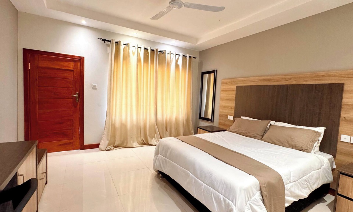 Zambia Hotel | The Ridge Grandstay