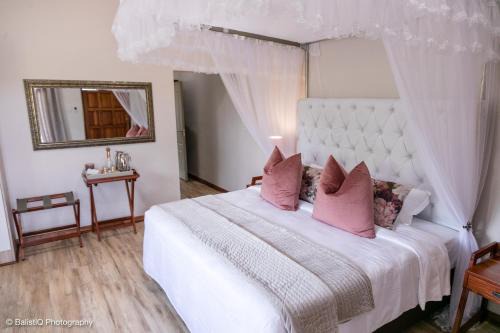 Lusaka Cabin | The Sissing Santuary