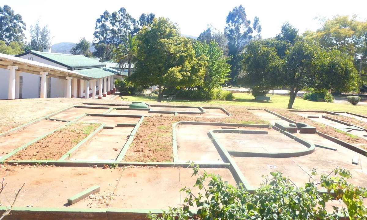 Nyanga Hotel | The Village Inn Hotel