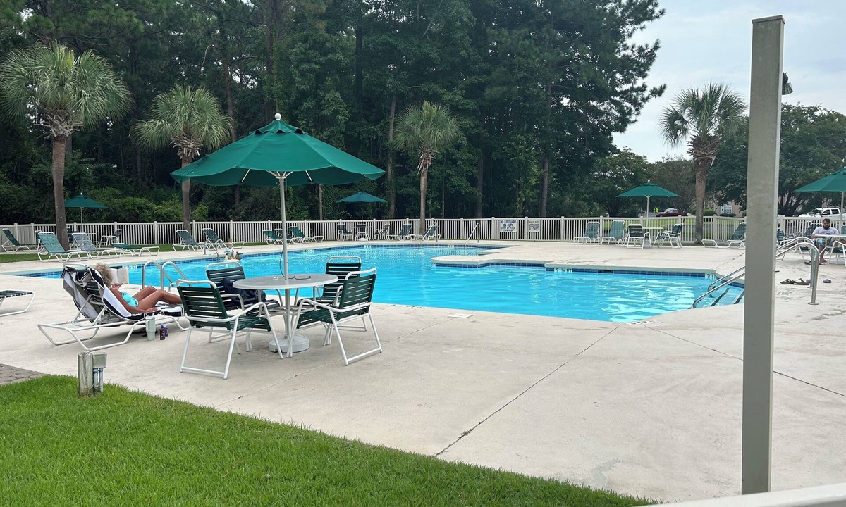 Pawleys Island Condo | True Blue Resort "SURF N TURF" All summer nts left are 89 A+ Unit!17th Hole