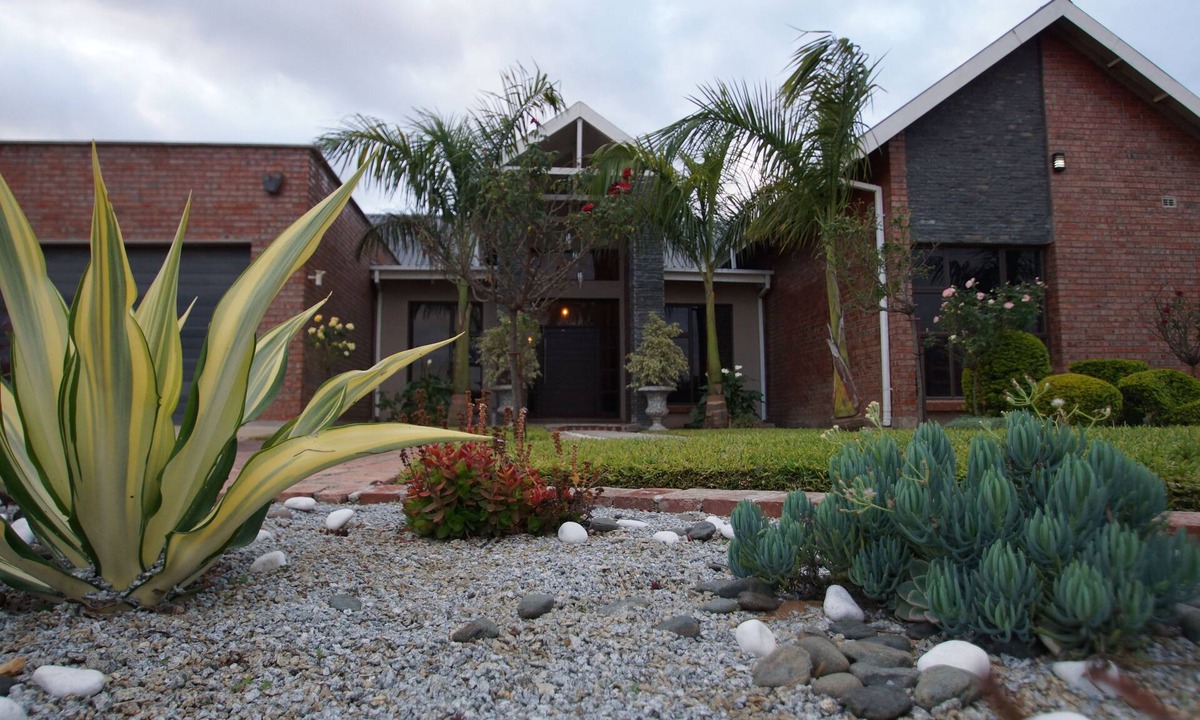 Harare Villa | Villa on 28 - Near RG Mugabe Airport - 7 min Drive